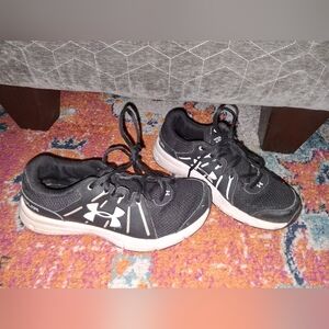 Under Armour Womens Black and White Sneakers